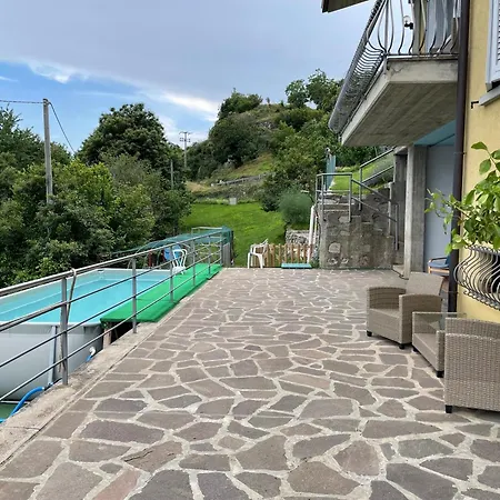 Bunela Costa Volpino